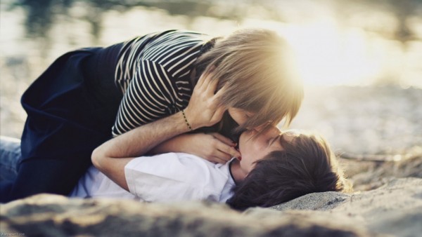 (2) 12 големи грешки во бакнувањето кои можат да го уништат расположението