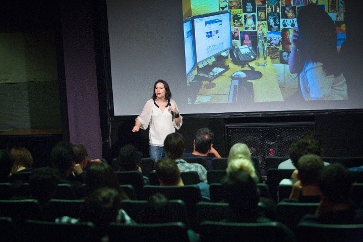 14 работни места за кои ќе ви плаќаат да патувате низ светот