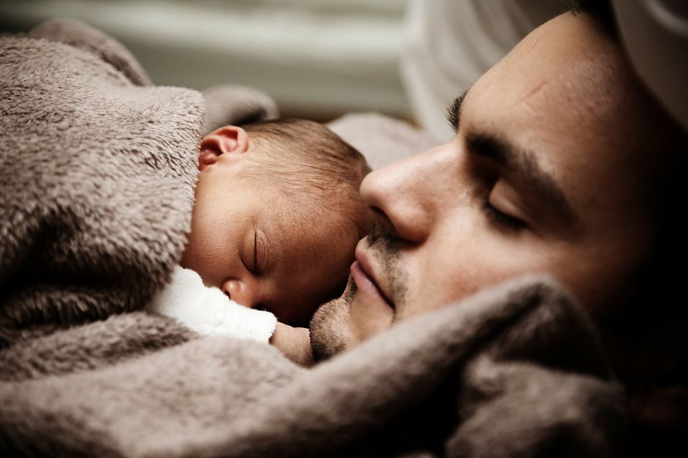 5 големи начини на кои мажите се менуваат кога ќе станат татковци