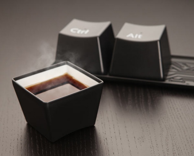 Овие Ctrl + Alt + Delete шолји за кафе нема да го активираат Task manager-от на вашиот компјутер, но сигурно ќе ви пружат уникатно задоволство во пиењето кафе