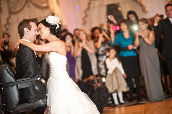 2-nevoobichaena-zhivotna-prikazna-zhivot-bez-granici-nik-vujichikj-kafepauza.mk