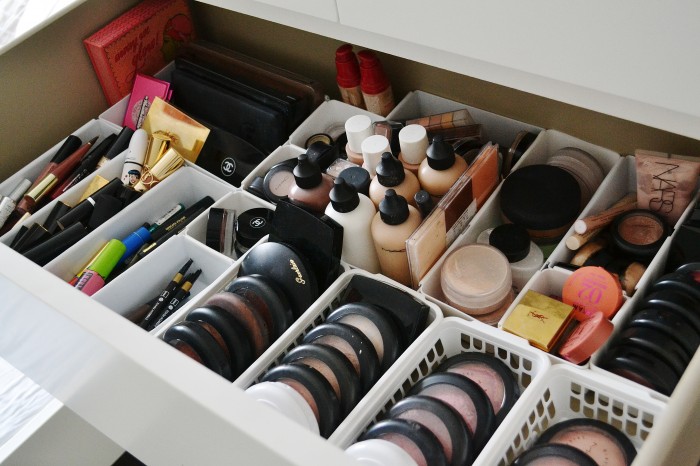 10-inspirirano-od-instagram-originalni-nachini-za-skladiranje-na-shminka-www.kafepauza.mk_