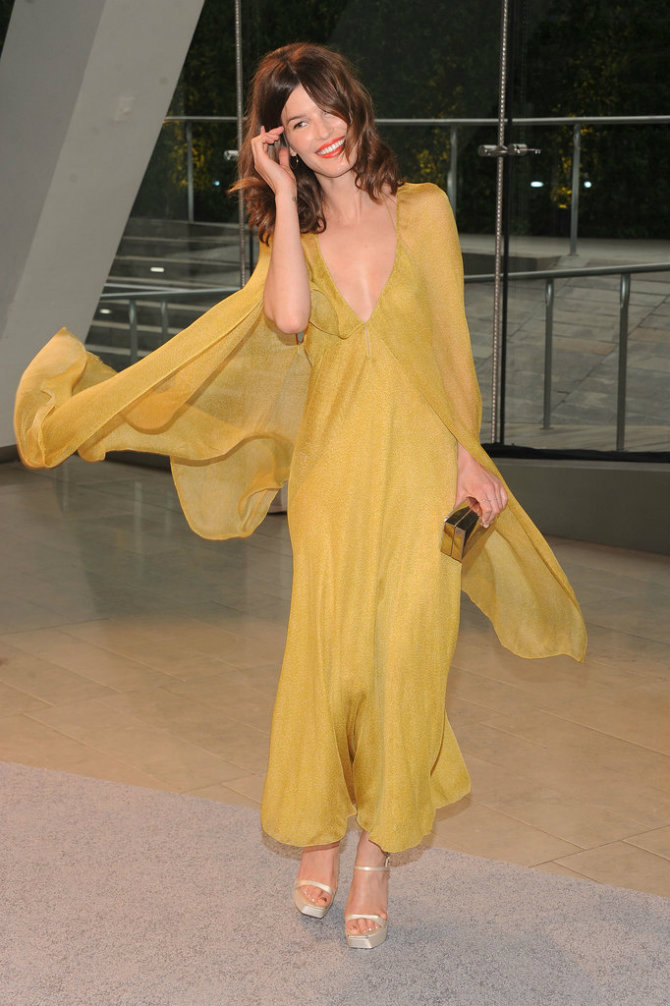 12-pronajdete-ja-soodvetnata-ulichna-kombinacija-vo-sklad-so-vashiot-horoskopski-znak-www.kafepauza.mk