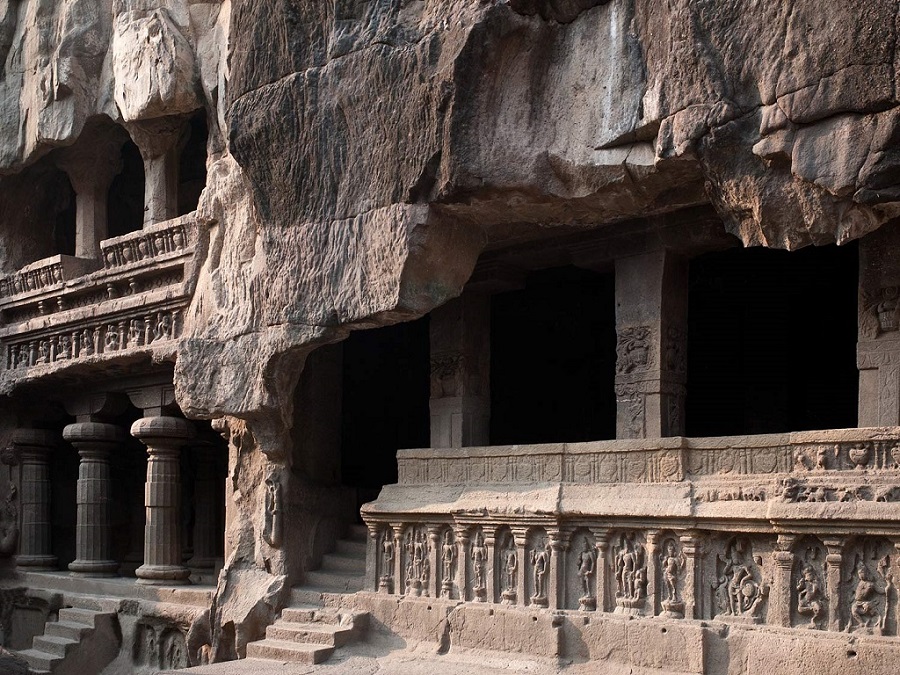 Храмот Каиласа во Индија: Неуништлива планинска градба направена со непозната технологија