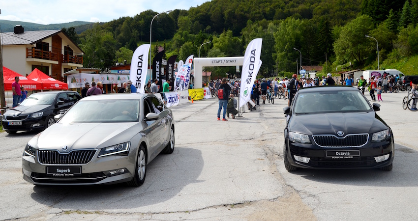 skoda-oficijalno-vozilo-na-mavrovskiot-velosipedski-maraton-kafepauza.mk