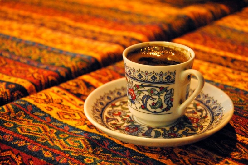 Турско кафе зачинето со кардамом