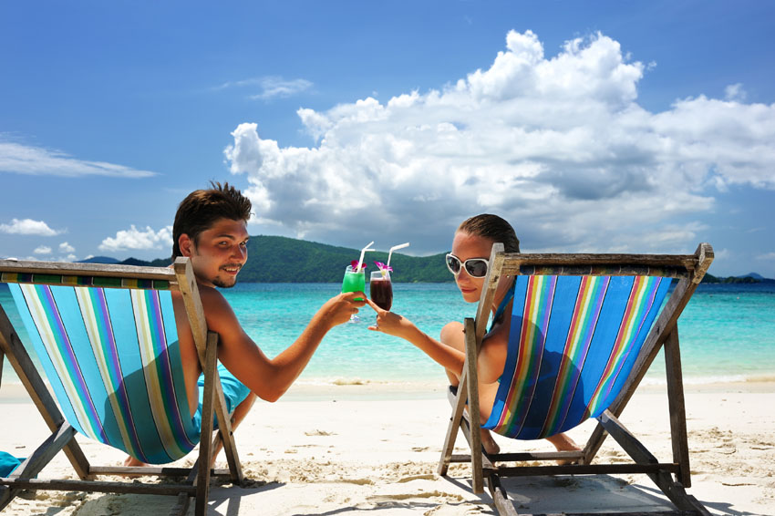 10 причини поради кои момците обожаваат да одат на одмор со нивната девојка