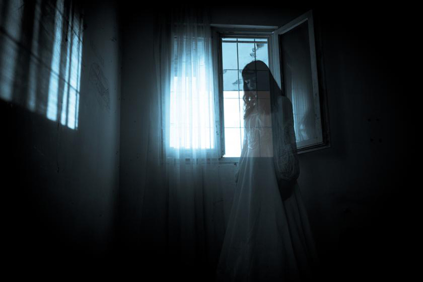 За оние кои веруваат во натприродни сили: 5 знаци дека вашиот дом е опседнат со духови