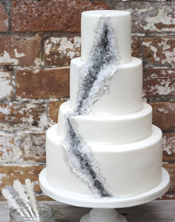 (4) 7 прекрасни идеи за свадбени торти