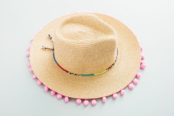 4-doagjaat-ushte-nekolku-novi-idei-osvezhete-go-obichniot-slamen-sheshir-so-ovie-4-lesni-proekti-www.kafepauza.mk_