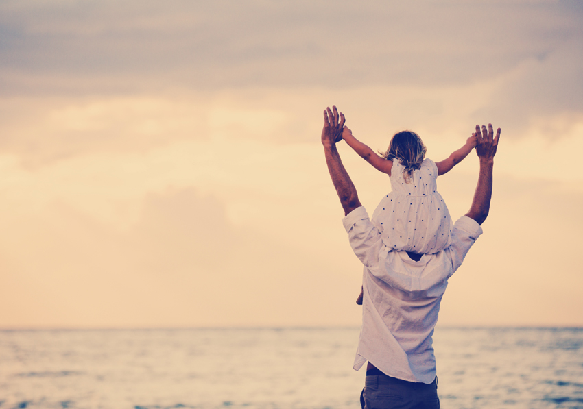 (1) 4 начини на кои татковците ги учат ќерките да бидат силни