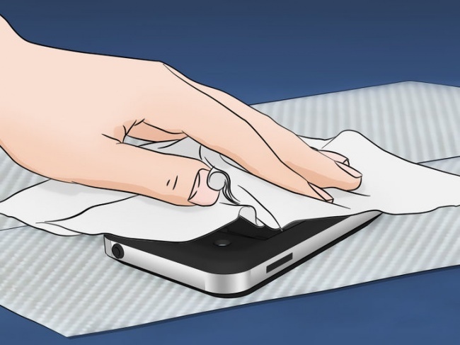 3-10 soveti koi kje go spasat vashiot mobilen telefon dokolku toj vi se potopi vo voda-www.kafepauza.mk_