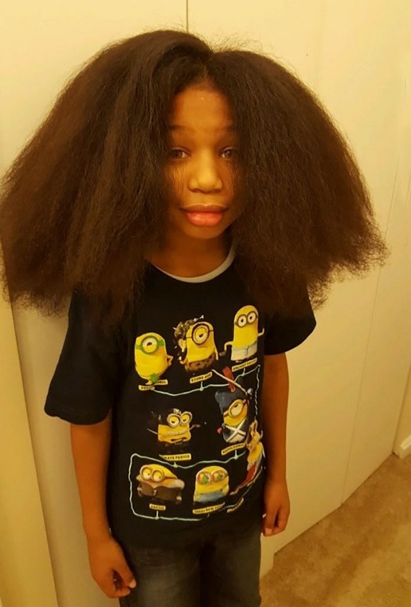 Ова 8-годишно момче поминало 2 години растејќи ја својата коса за да направи перики за децата заболени од рак