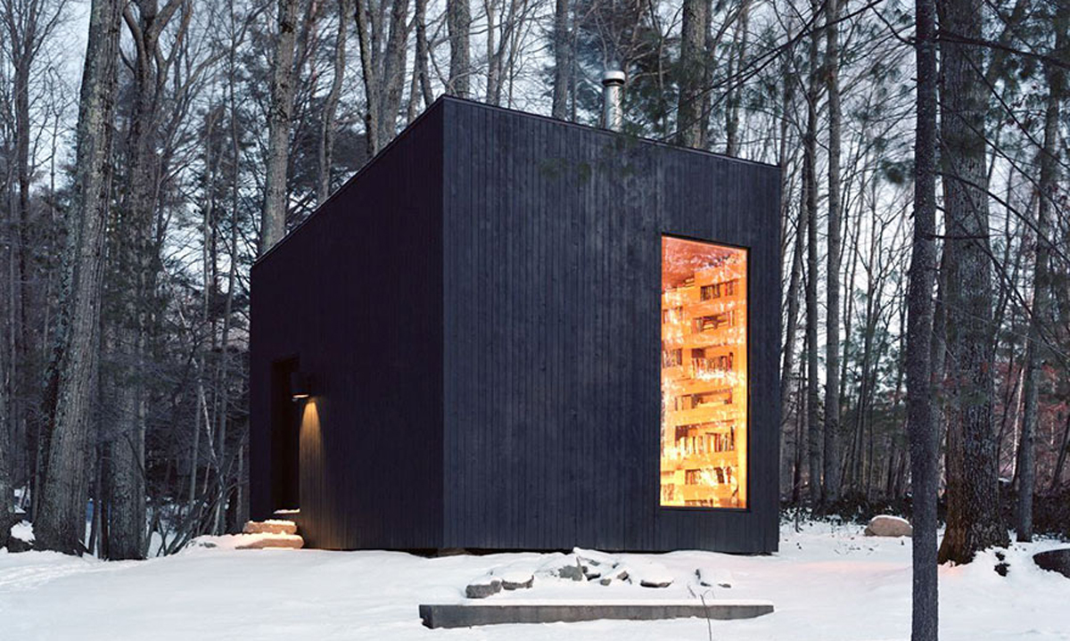 Сон на сите љубители на книги: Изолирана библиотека скриена во длабочините на шумите