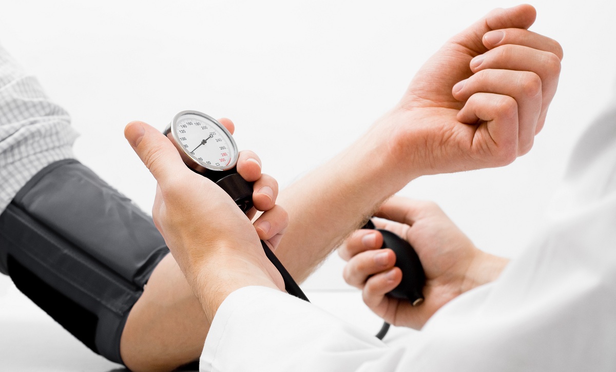 Дали знаете како правилно да го мерите вашиот крвен притисок?