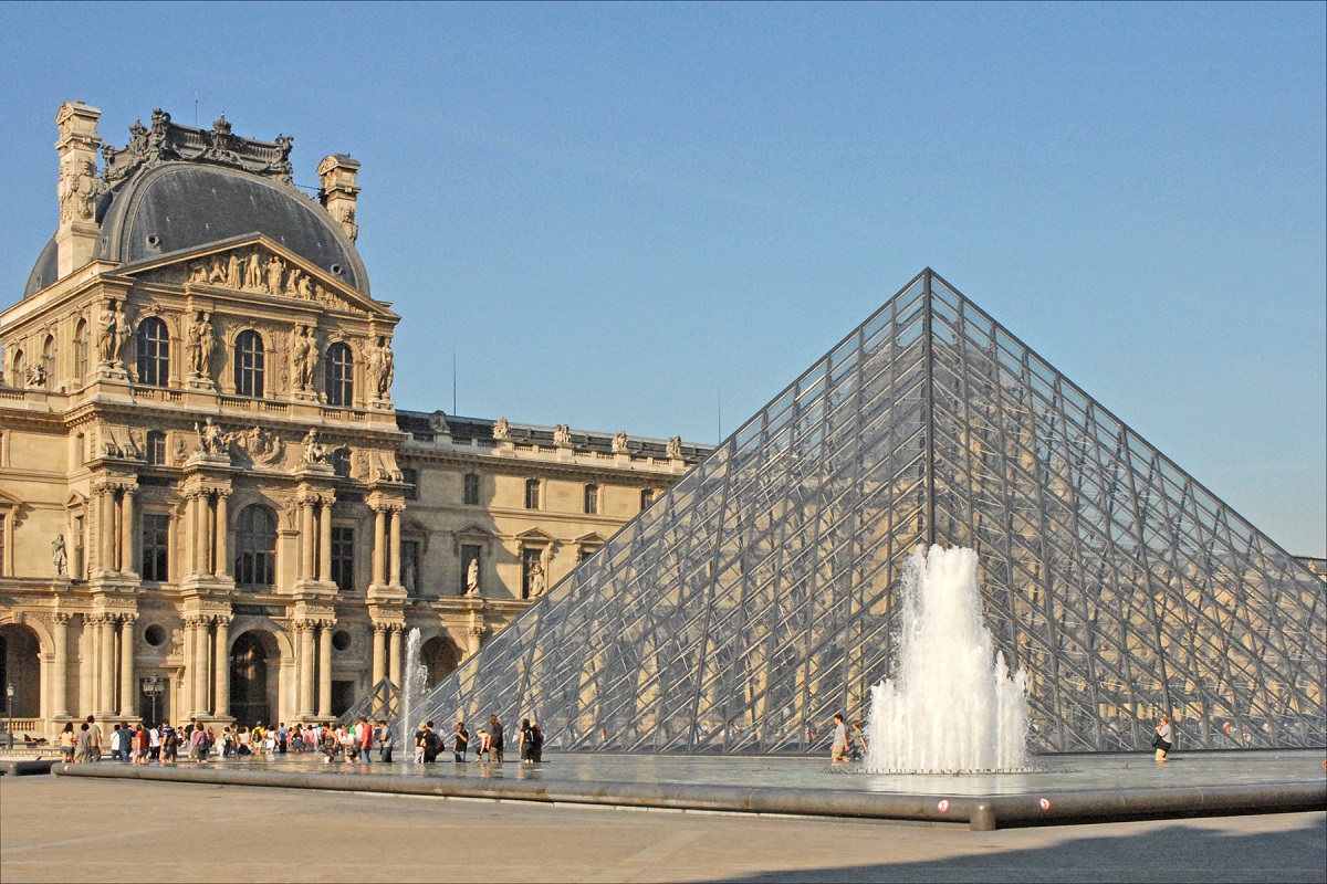 Еден од најпознатите музеи во светот: 6 работи кои можеби не сте ги знаеле за Лувр
