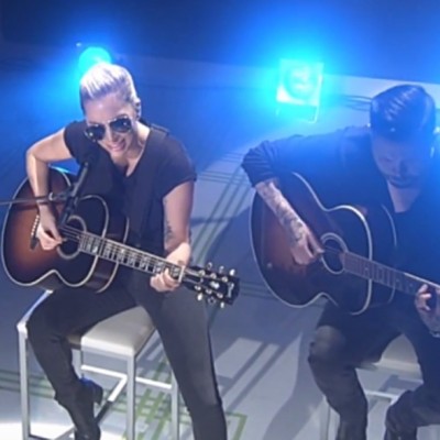 Лејди Гага со извонредна акустична музичка изведба во живо