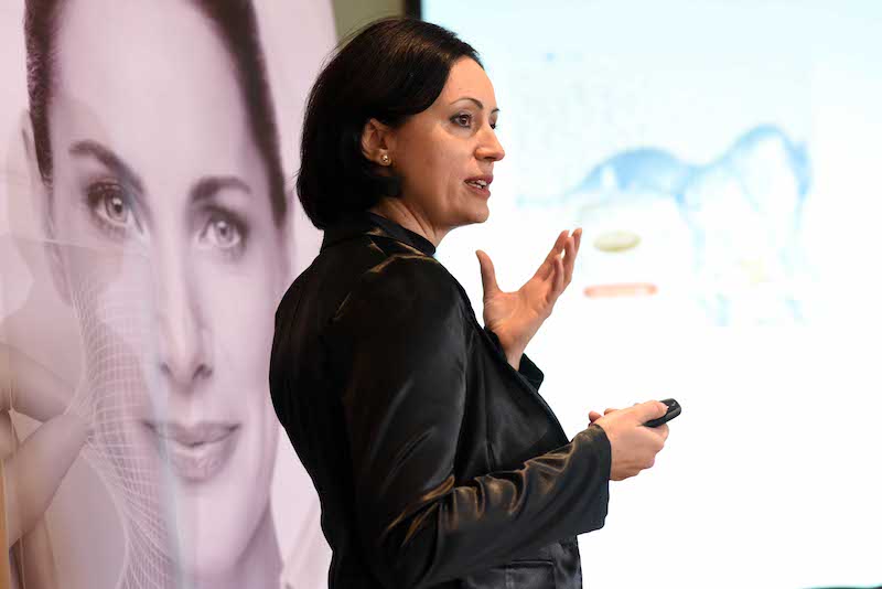 2-eucerinelasticityfiller-posleden-nauchen-novitet-za-nega-na-kozhata-kafepauza.mk