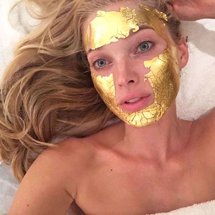 (3) 24-каратни златни маски за лице, достојни за најубавите ангели!