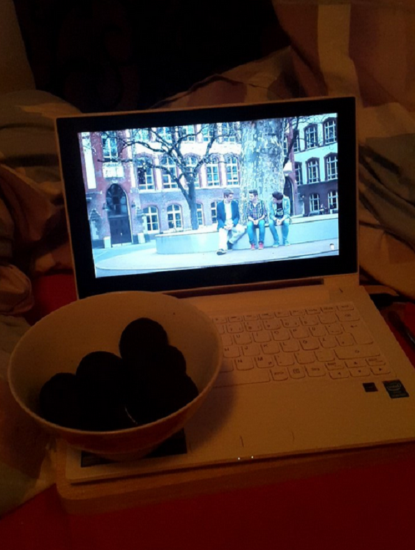 Фотографии што ќе ги разберат само оние кои сакаат да јадат во кревет