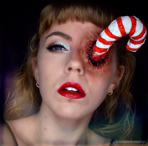 Застрашувачки изгледи: 18 крвави божиќни шминки кои изгледаат многу реално