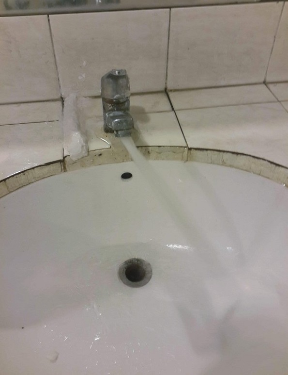 26 фотографии кои ќе ве изнервираат со својата несовршеност