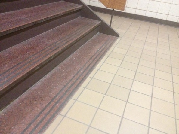 26 фотографии кои ќе ве изнервираат со својата несовршеност