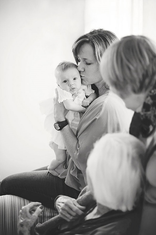 Различни генерации на една фотографија: Семејни портрети кои ќе ве разнежнат