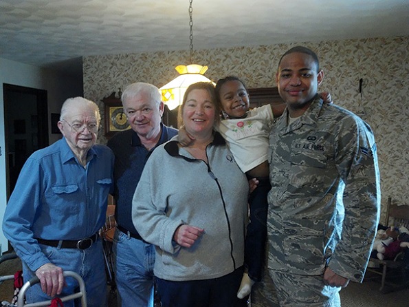 Различни генерации на една фотографија: Семејни портрети кои ќе ве разнежнат