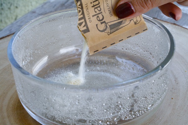 3-zhelatin-prirodna-sostojka-vo-borbata-protiv-bolkata-vo-zglobovite-www.kafepauza.mk_