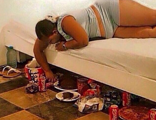 Фотографии што ќе ги разберат само оние кои сакаат да јадат во кревет