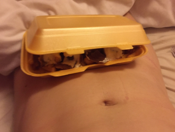 Фотографии што ќе ги разберат само оние кои сакаат да јадат во кревет