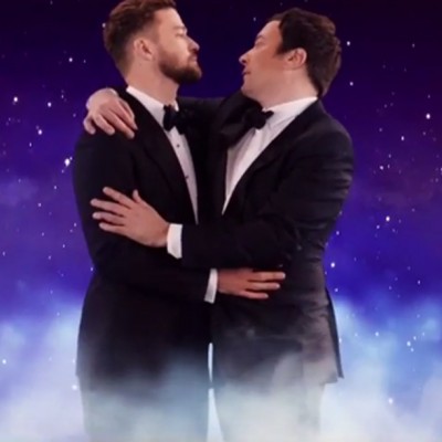 Погледнете го најдоброто отворање на доделувањето на наградите „Златен глобус“ на чело со Џими Фелон