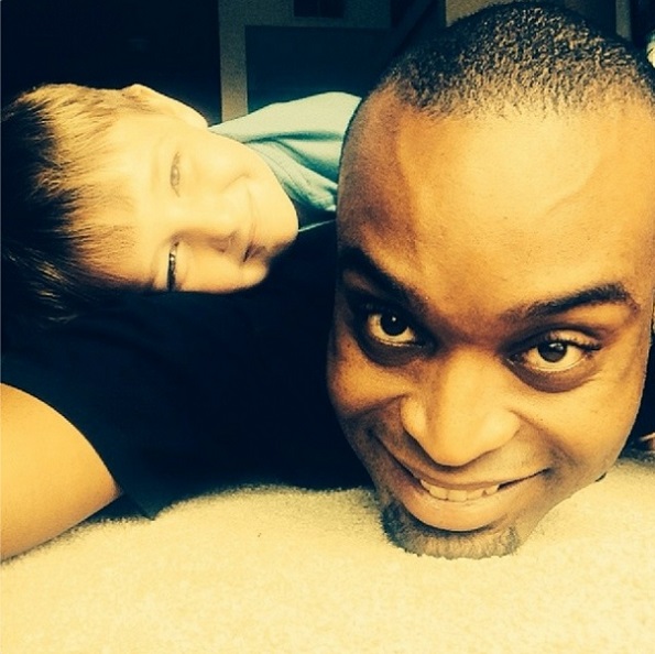 Прекрасни фотографии кои ја покажуваат поврзаноста на таткото со нивните деца