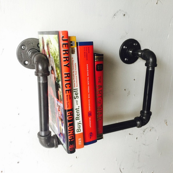 Интересни и необични начини да ги организирате книгите во вашиот дом