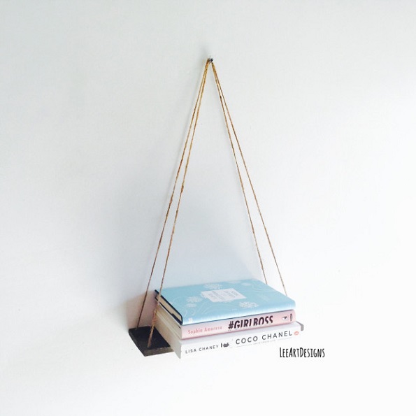 Интересни и необични начини да ги организирате книгите во вашиот дом