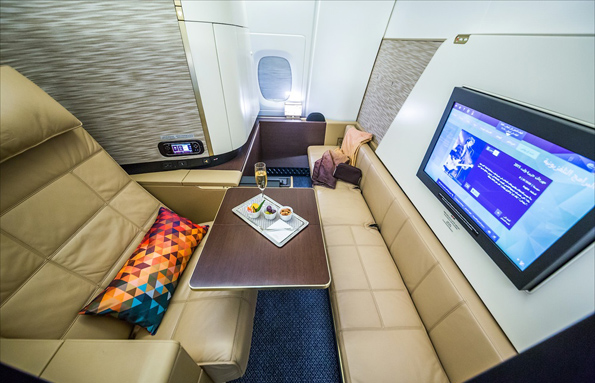 Како изгледа патувањето со најлуксузниот авион во светот?