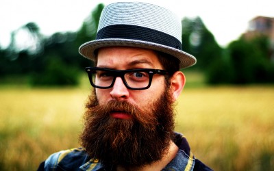 Научно докажано: Мажите со брада се подобри љубовни партнери