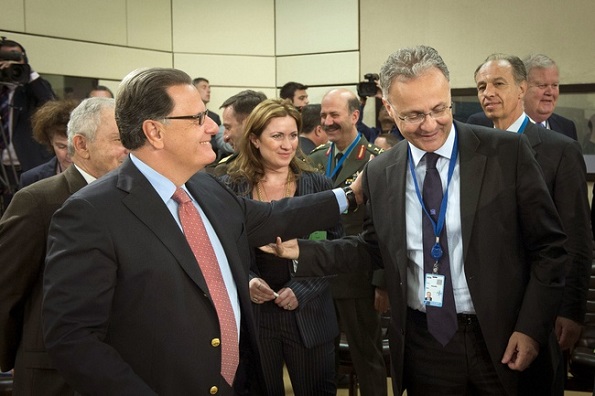 Како се поздравуваат луѓето во различни земји?