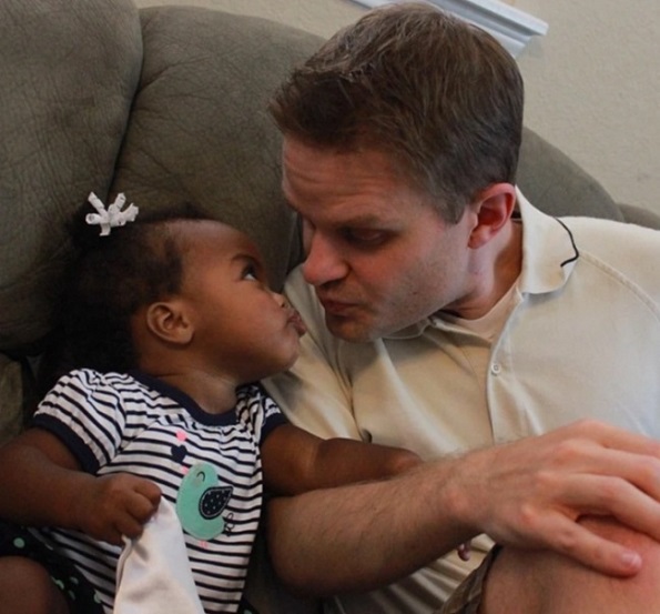 12 мажи покажуваат дека да се биде татко е најдобрата работа во светот