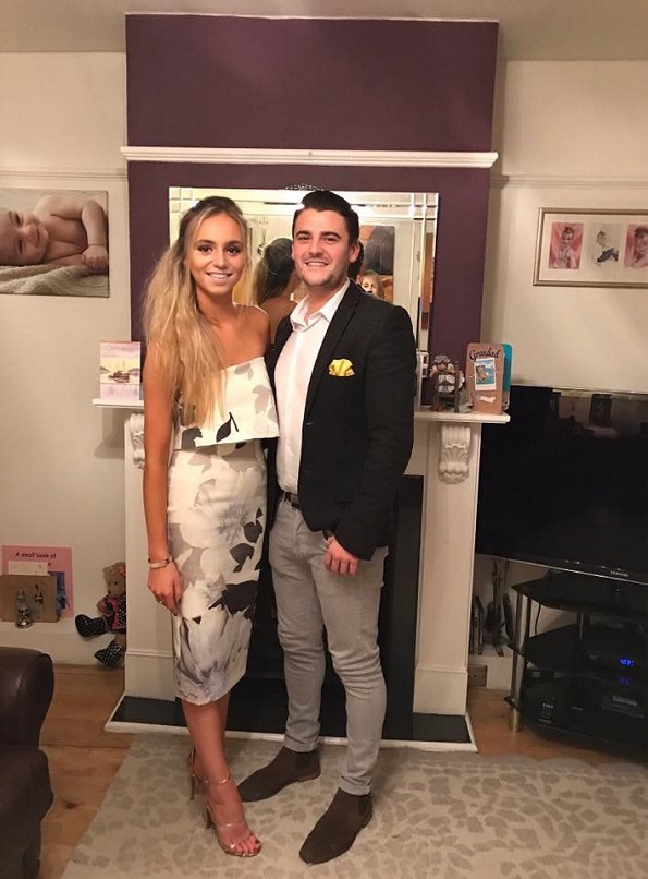 Момче постојано се обидува да ја натера девојката да се заљуби во него, откако таа добила амнезија