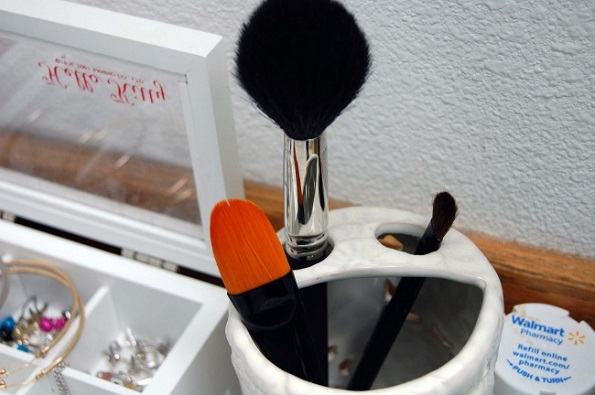 9 работи во вашиот дом кои треба секојдневно да ги чистите