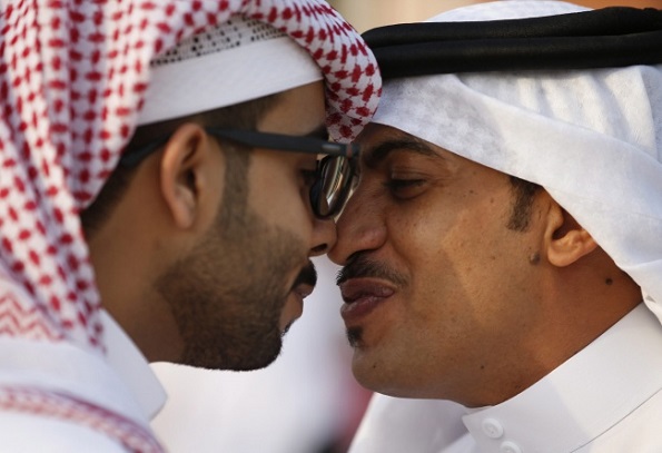 Како се поздравуваат луѓето во различни земји?