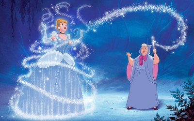 Зошто Дизни принцезите секогаш носат фустани во сина боја?