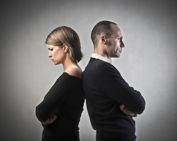 Психолозите откриваат: Овие 4 начини на однесување го предвидуваат крајот на врската и бракот