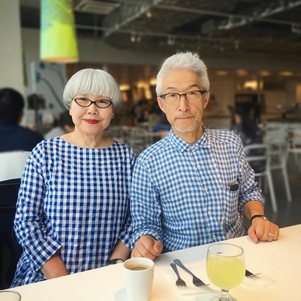 Маж и жена кои се во брак 37 години, секогаш се облекуваат во облека која им се совпаѓа