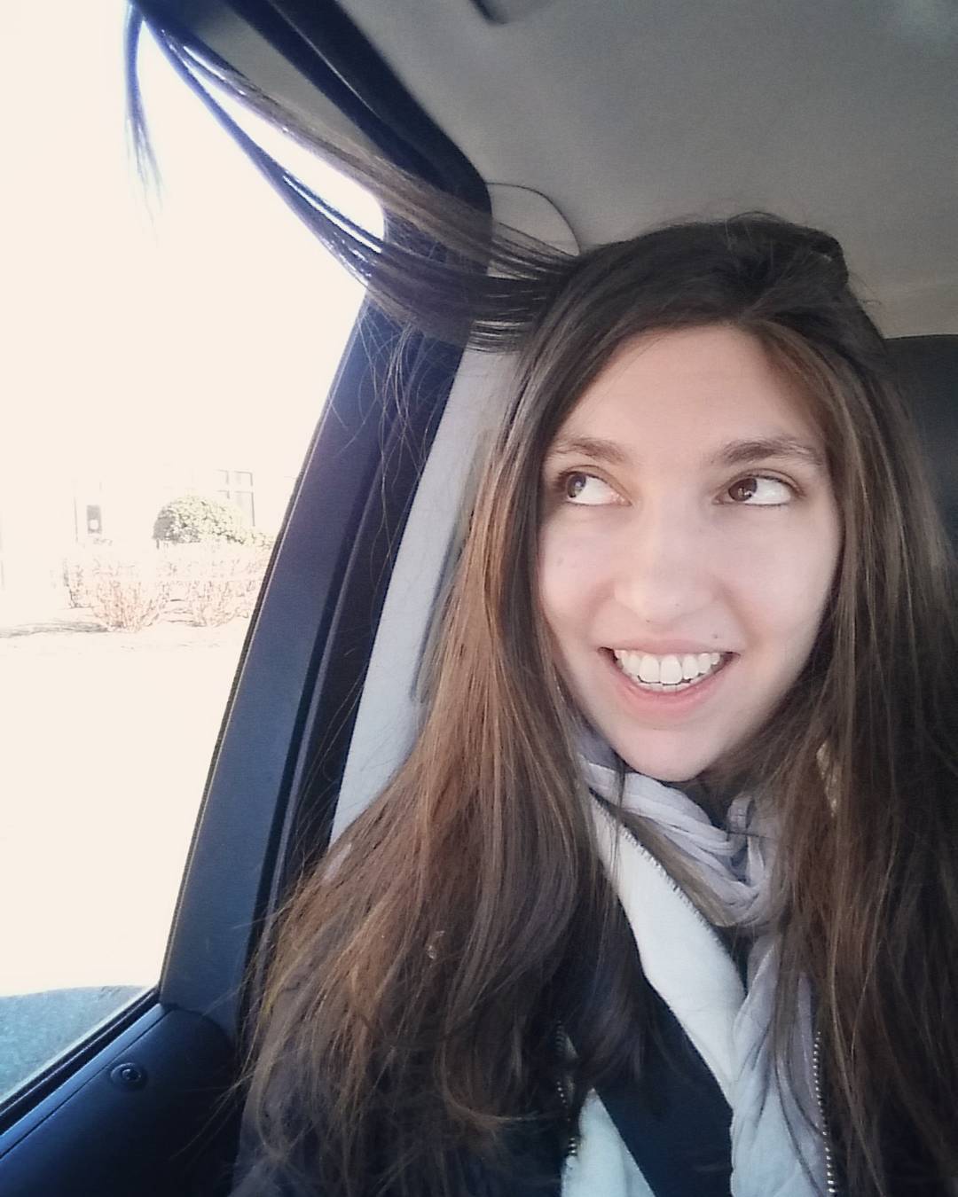 (7) Само девојките со долги коси можат да ги разберат овие секојдневни проблеми