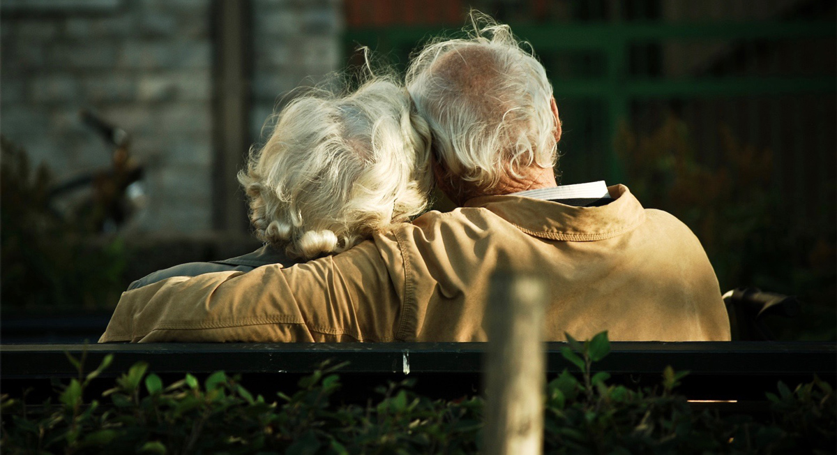 3 љубовни лекции што можеме да ги научиме од бабите и дедовците