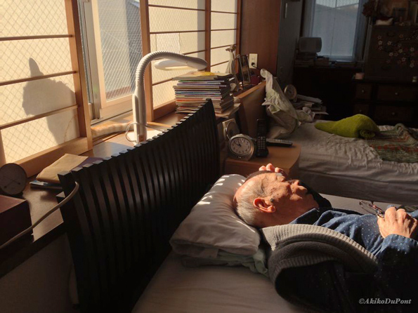 Пријателството меѓу овој дедо и неговата мачка ќе ви го стопи срцето