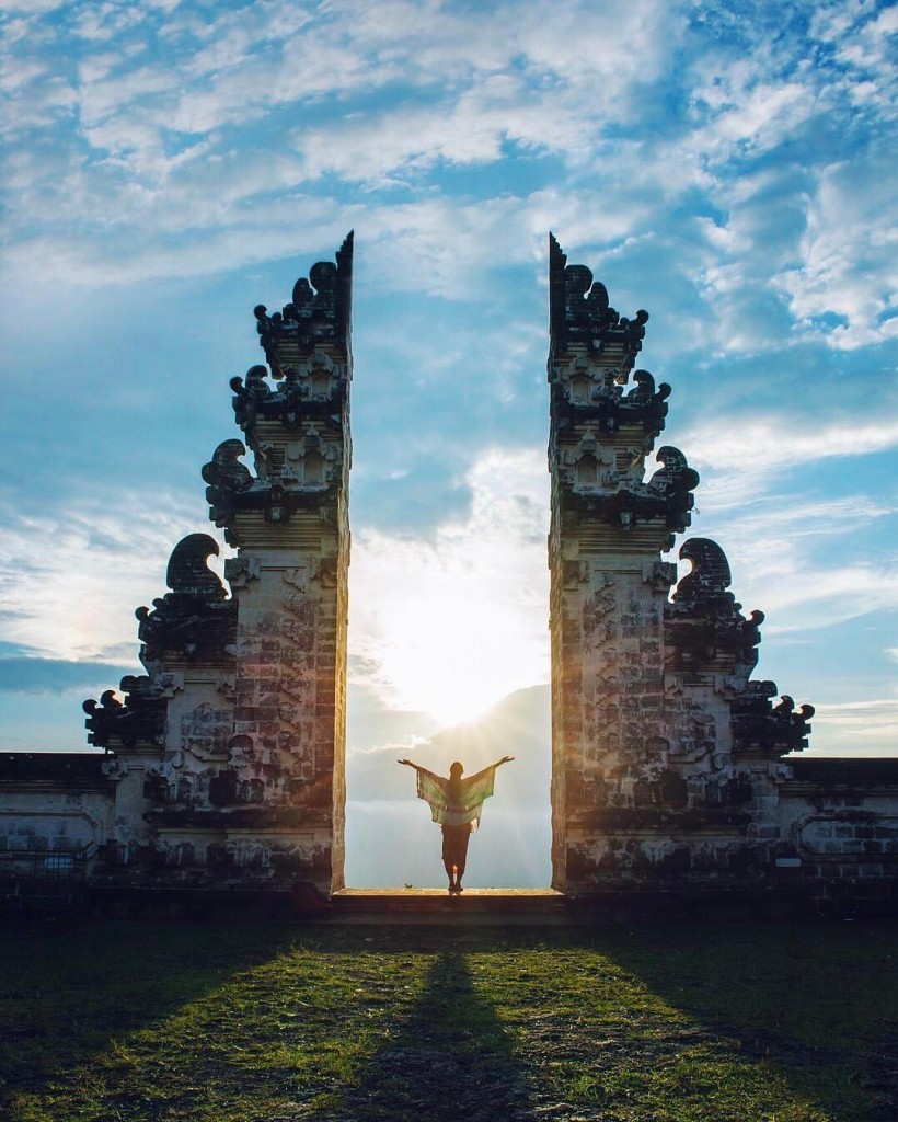 (12)patuvanja-koi-kje-vi-go-promenat-zhivotot-kafepauza.mk